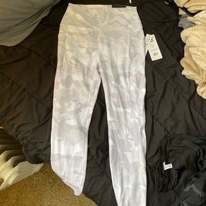 NWT leggings
